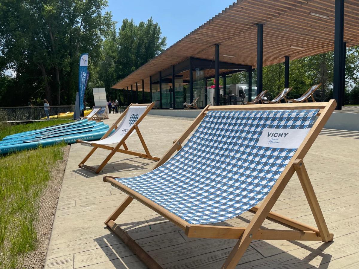 Tente Lodge Pour 5 Personnes En Bordure De La Riviere Allier Au Sein D'Un Petit Camping Saint-Yorre Экстерьер фото